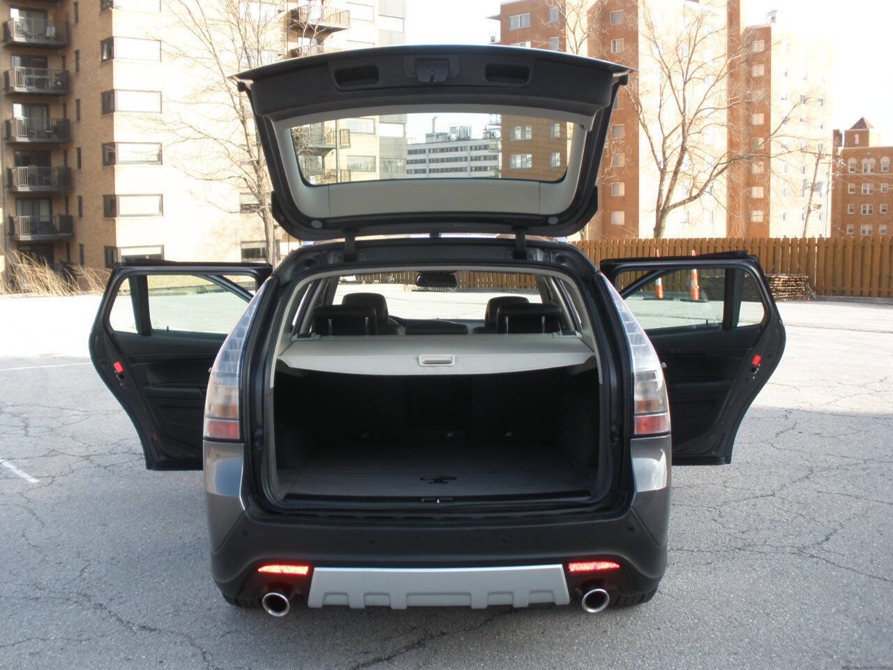 Used 2011 Saab 9-3 X image 18