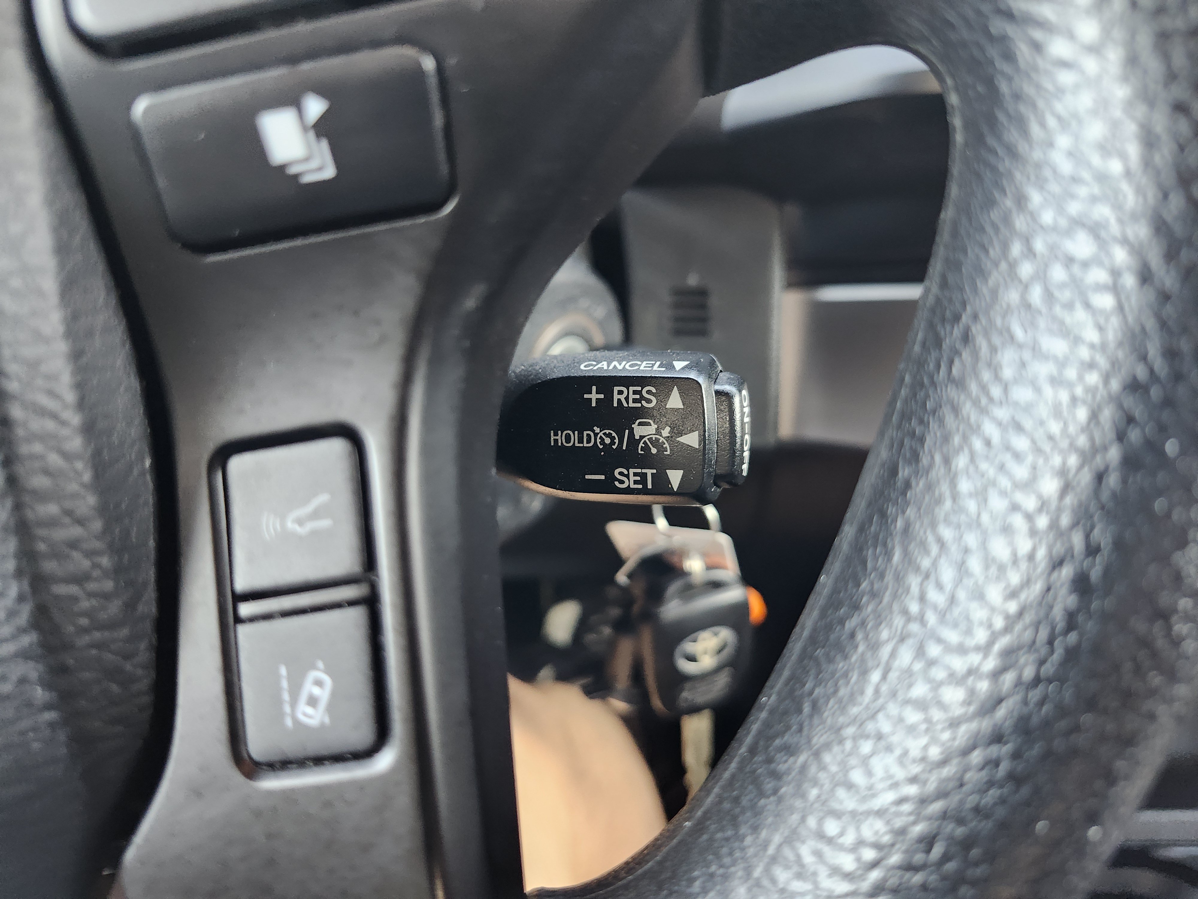 Used 2023 Toyota Tacoma SR RWD image 29