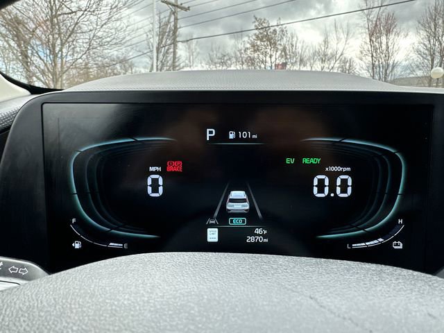 Used 2025 Kia Niro LX image 36