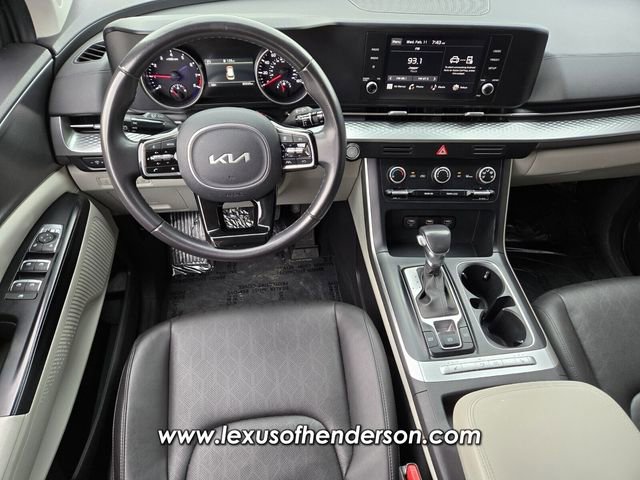 Used 2024 Kia Carnival LX image 13