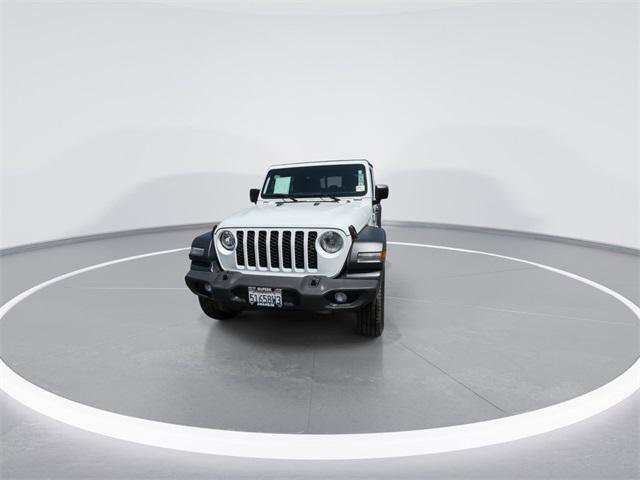 Certified 2020 Jeep Gladiator Sport w/ Quick Order Package 24S image 3