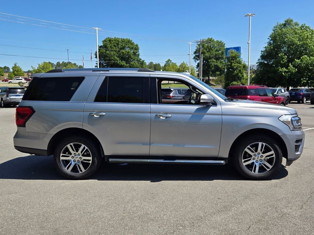 Used 2023 Ford Expedition Limited RWD image 6