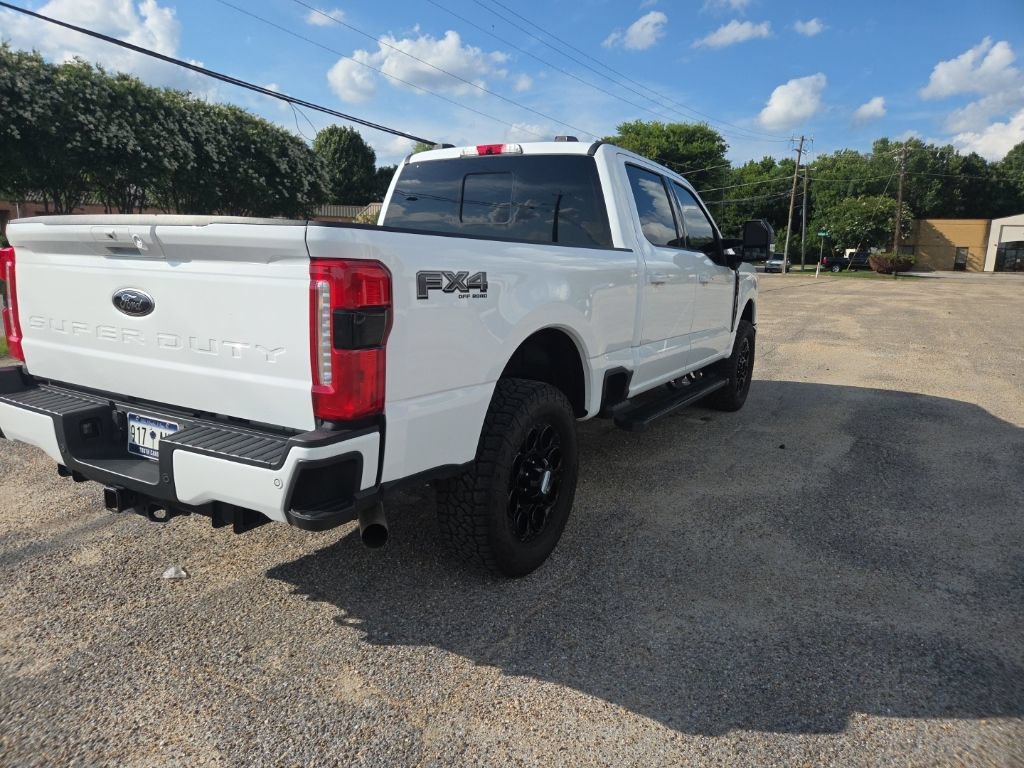 Used 2023 Ford F250 XLT w/ Black Appearance Package AWD/4WD image 8