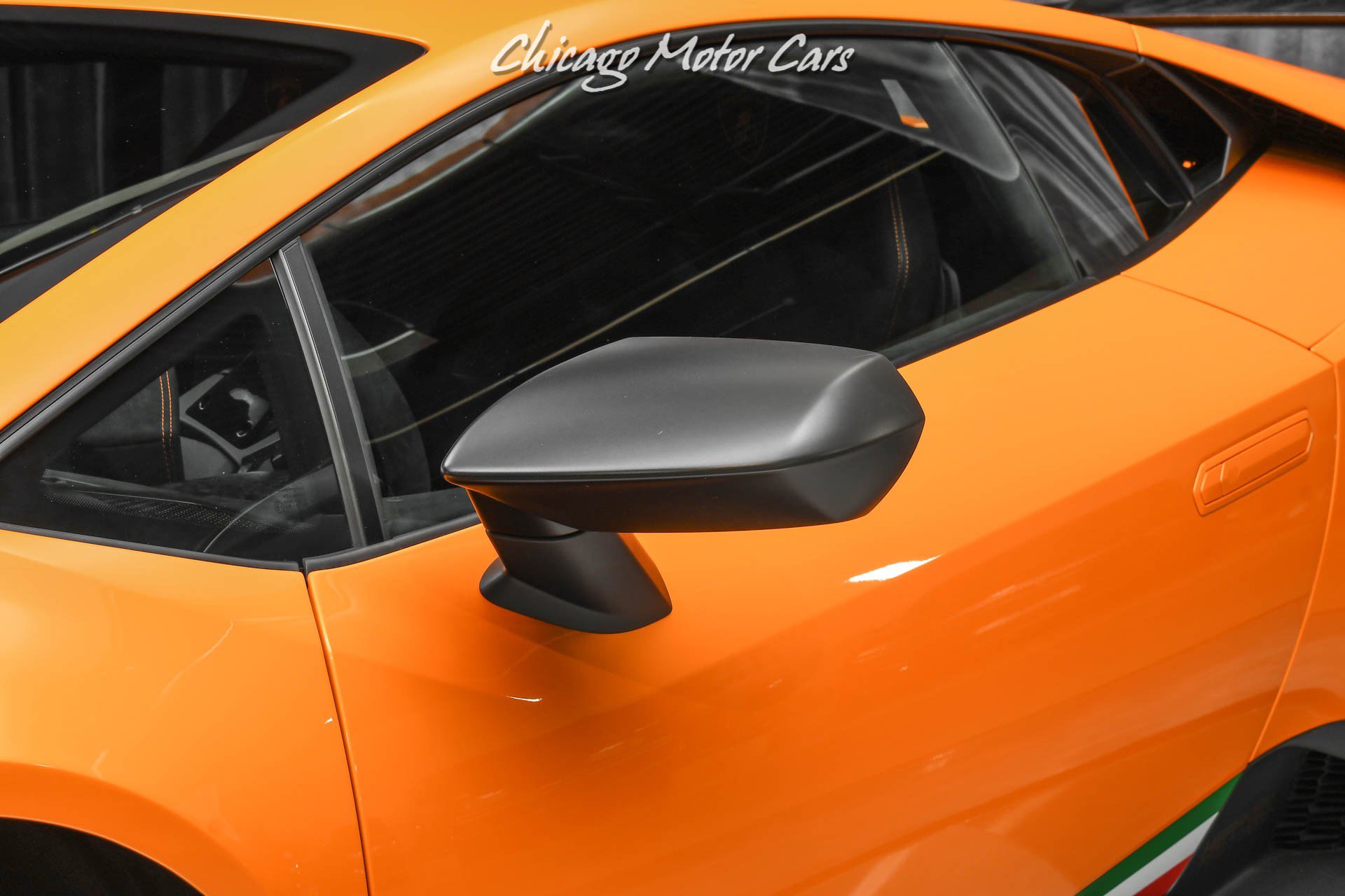 Used 2018 Lamborghini Huracan Performante image 32