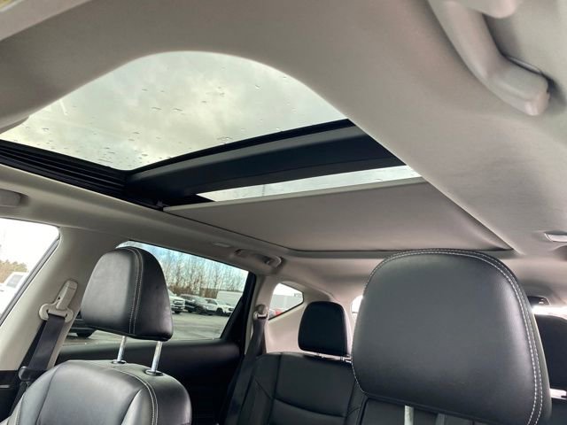 Used 2023 Nissan Murano SL image 17