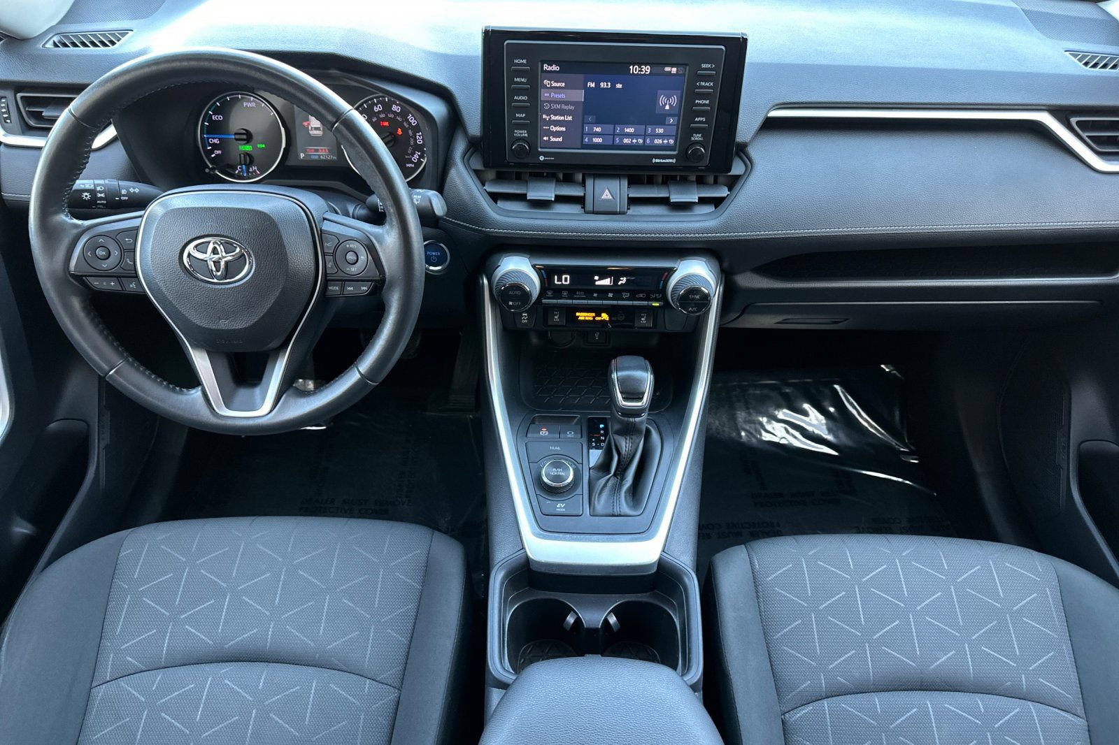 Certified 2021 Toyota RAV4 XLE w/ XLE Grade Weather Package AWD/4WD image 13