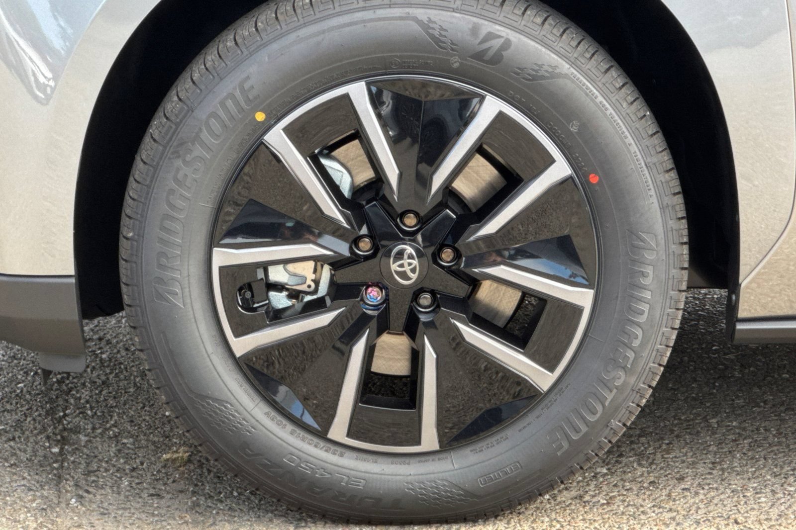 New 2026 Toyota bZ FWD image 32