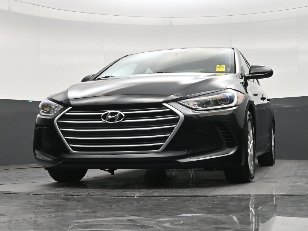 Used 2017 Hyundai Elantra SE FWD image 26