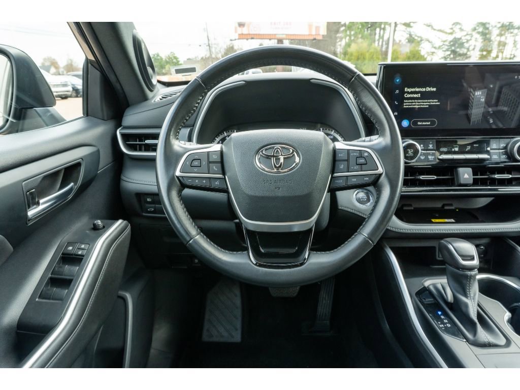 Used 2023 Toyota Highlander XSE image 21