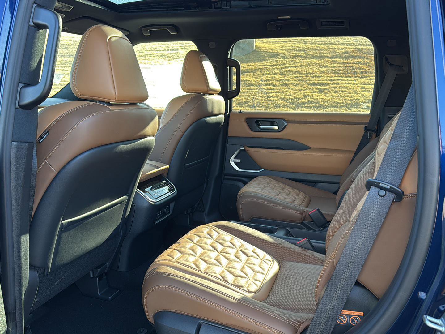 New 2026 Nissan Armada Platinum Reserve image 9