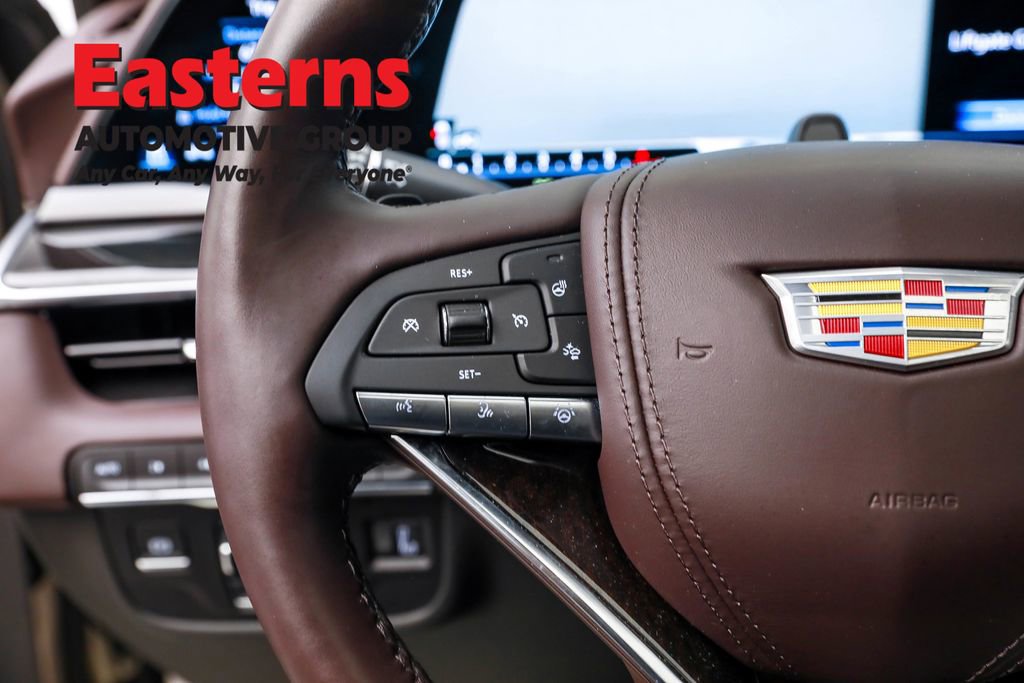 Used 2024 Cadillac Escalade Sport Platinum w/ LPO, ONYX Package image 15