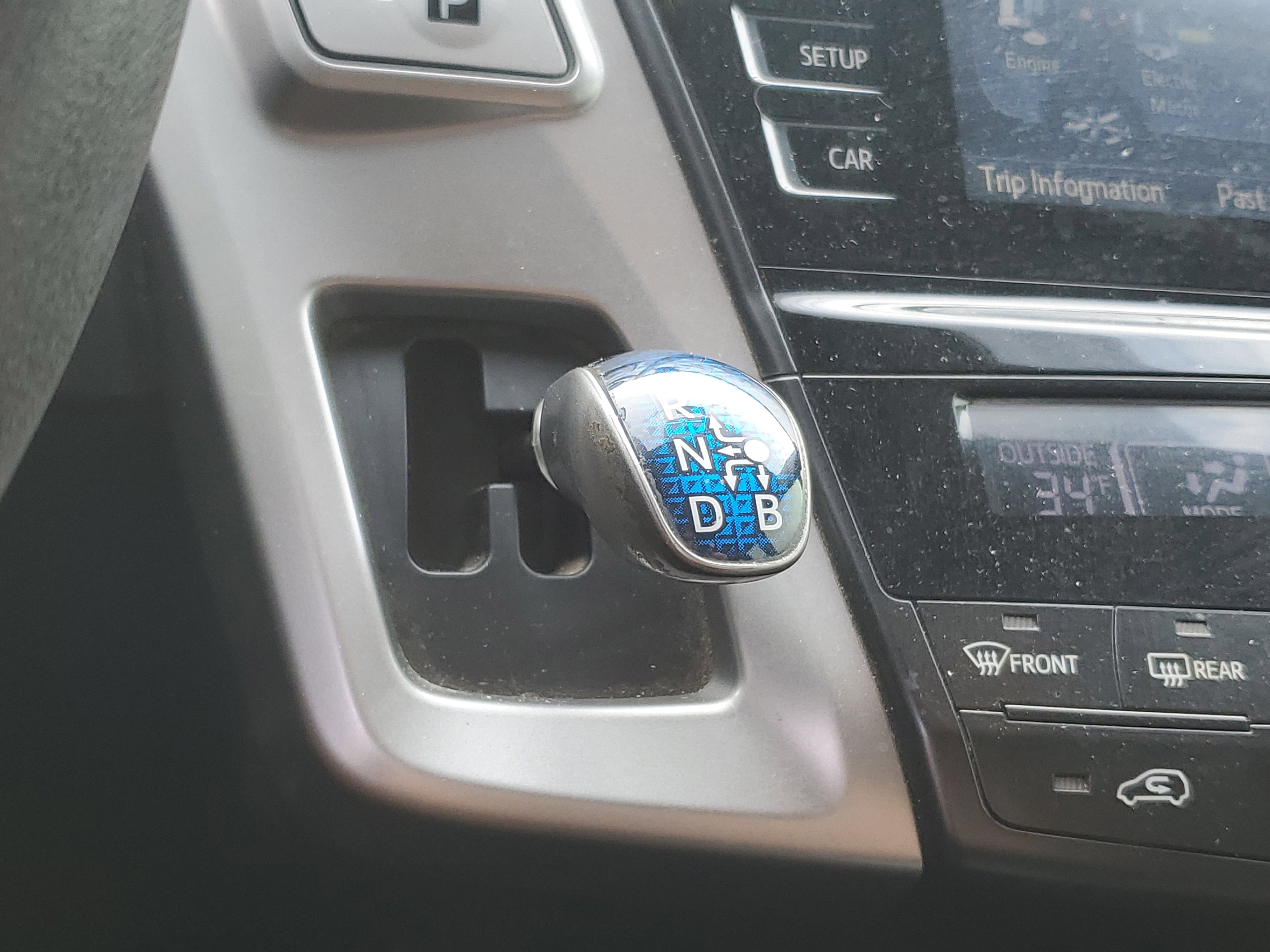 Used 2015 Toyota Prius V Two image 22