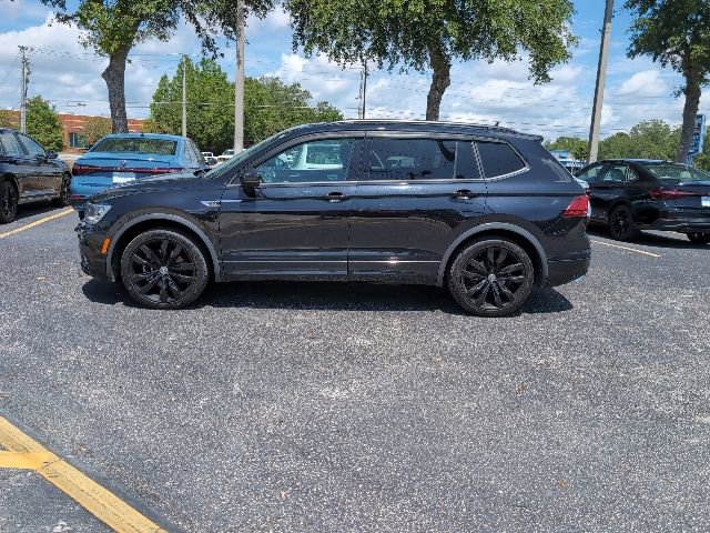 Used 2021 Volkswagen Tiguan SE R-Line FWD image 3