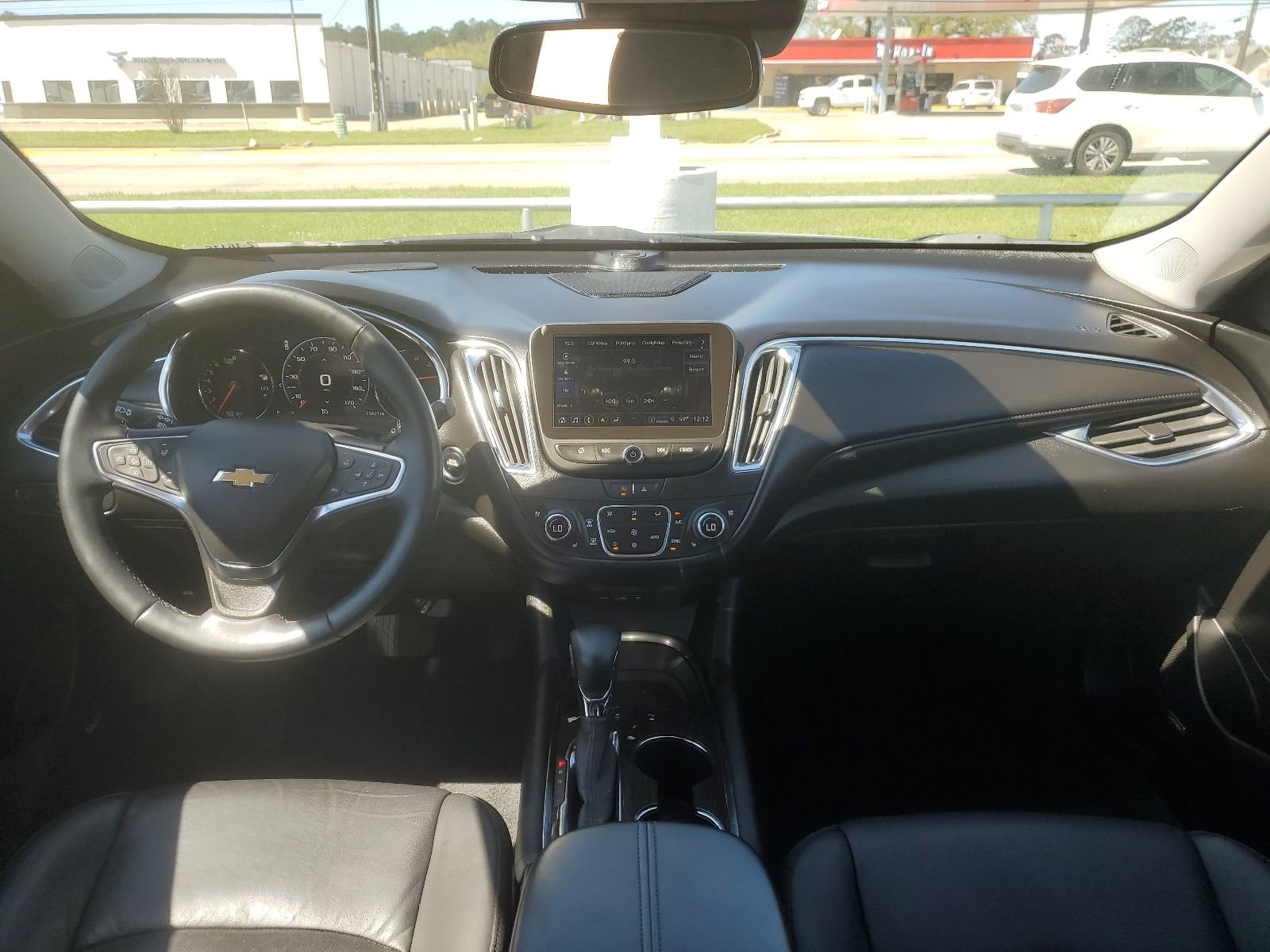 Used 2024 Chevrolet Malibu LT image 9