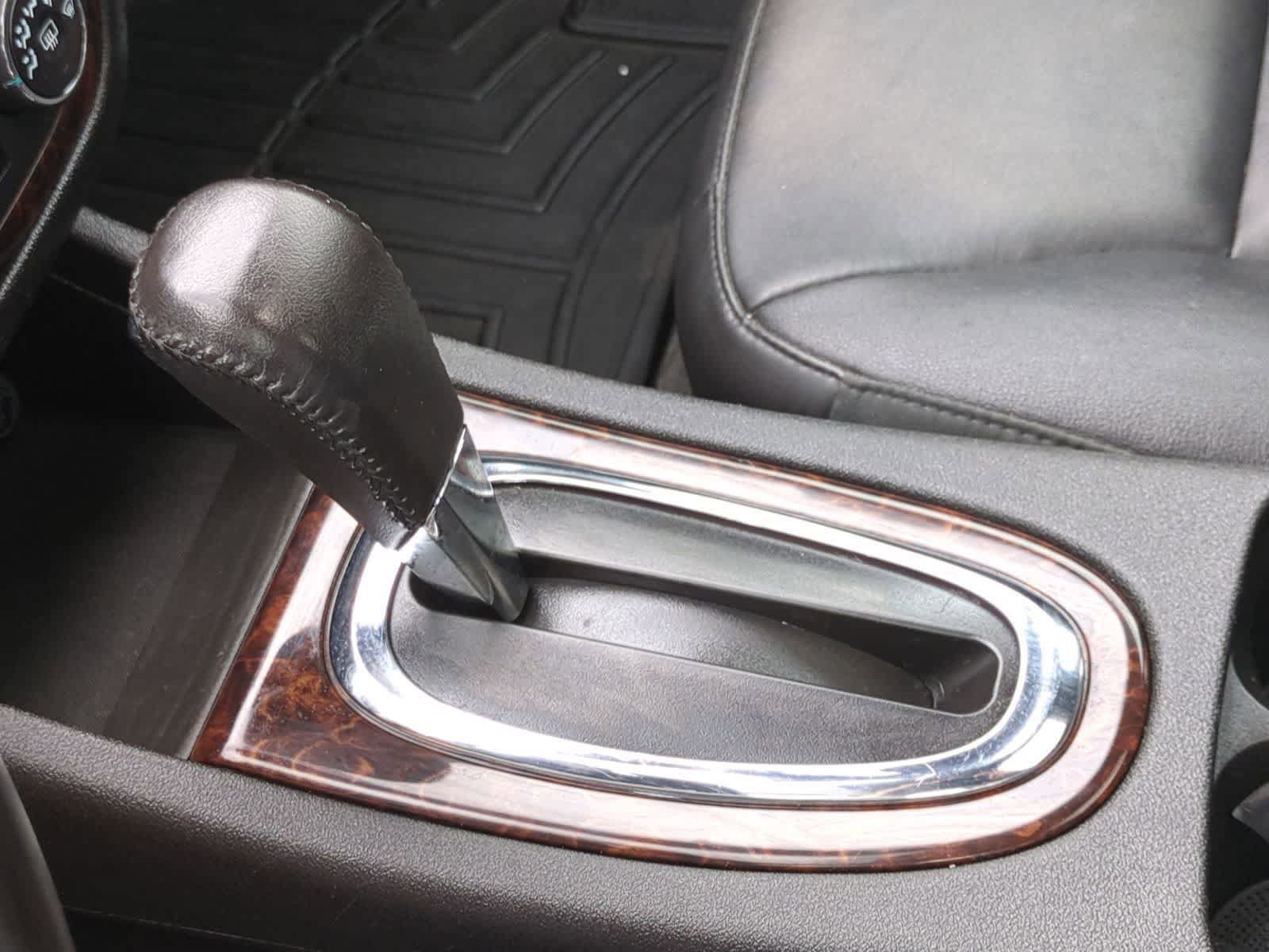 Used 2012 Chevrolet Impala LTZ FWD image 34