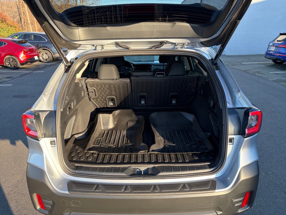 Used 2022 Subaru Outback Onyx Edition XT w/ Popular Package #2 image 18
