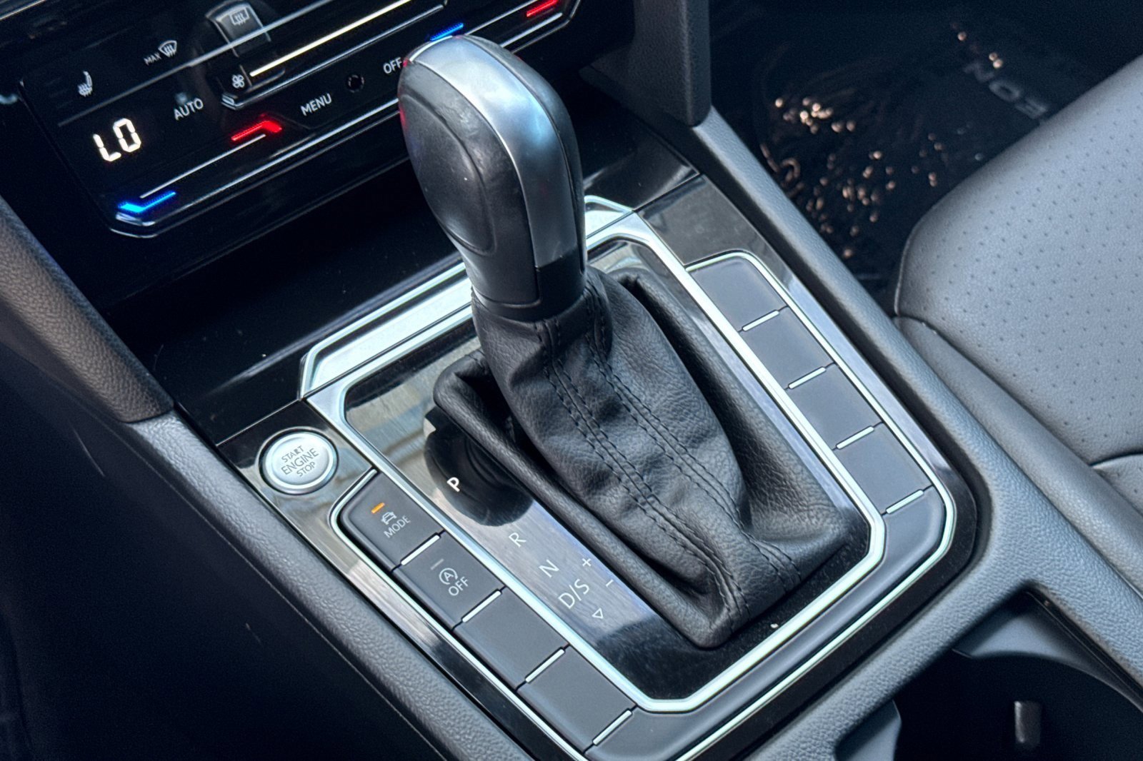 Used 2021 Volkswagen Arteon SE image 20