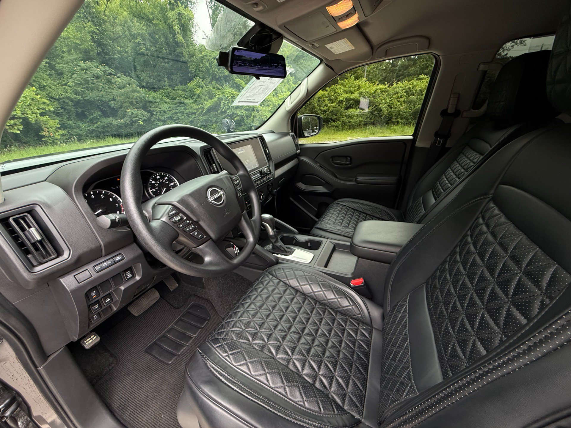 Used 2025 Nissan Frontier S w/ S Utility Package AWD/4WD image 13