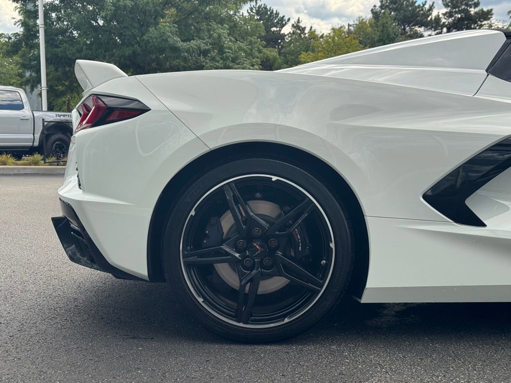 Used 2023 Chevrolet Corvette Stingray w/ Z51 Performance Package image 24