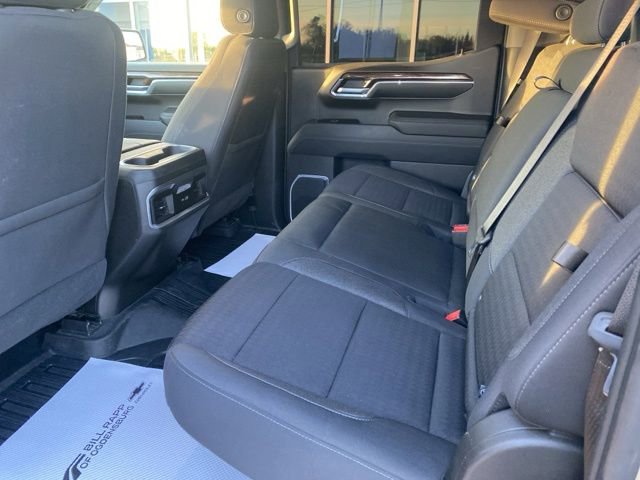 Used 2022 GMC Sierra 1500 Elevation w/ X31 Off-Road Package AWD/4WD image 19