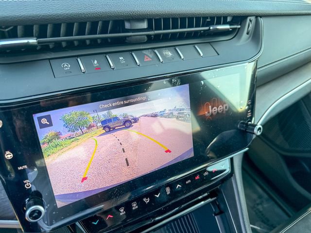 New 2026 Jeep Grand Cherokee Altitude AWD/4WD image 23