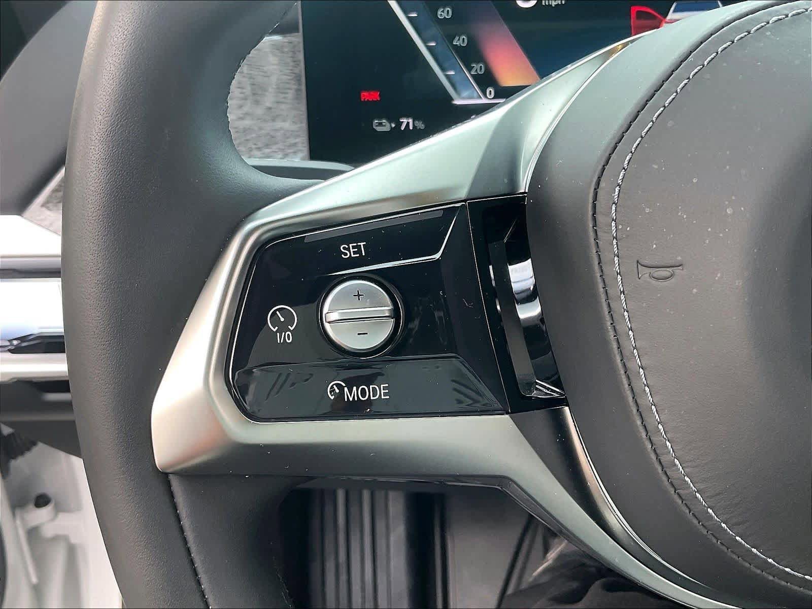 Used 2024 BMW i7 xDrive60 image 19