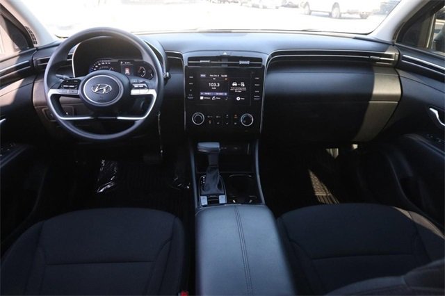 Used 2024 Hyundai Tucson SE image 18