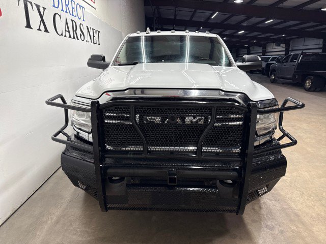 Used 2022 RAM 5500 Tradesman w/ Chrome Appearance Group AWD/4WD image 12