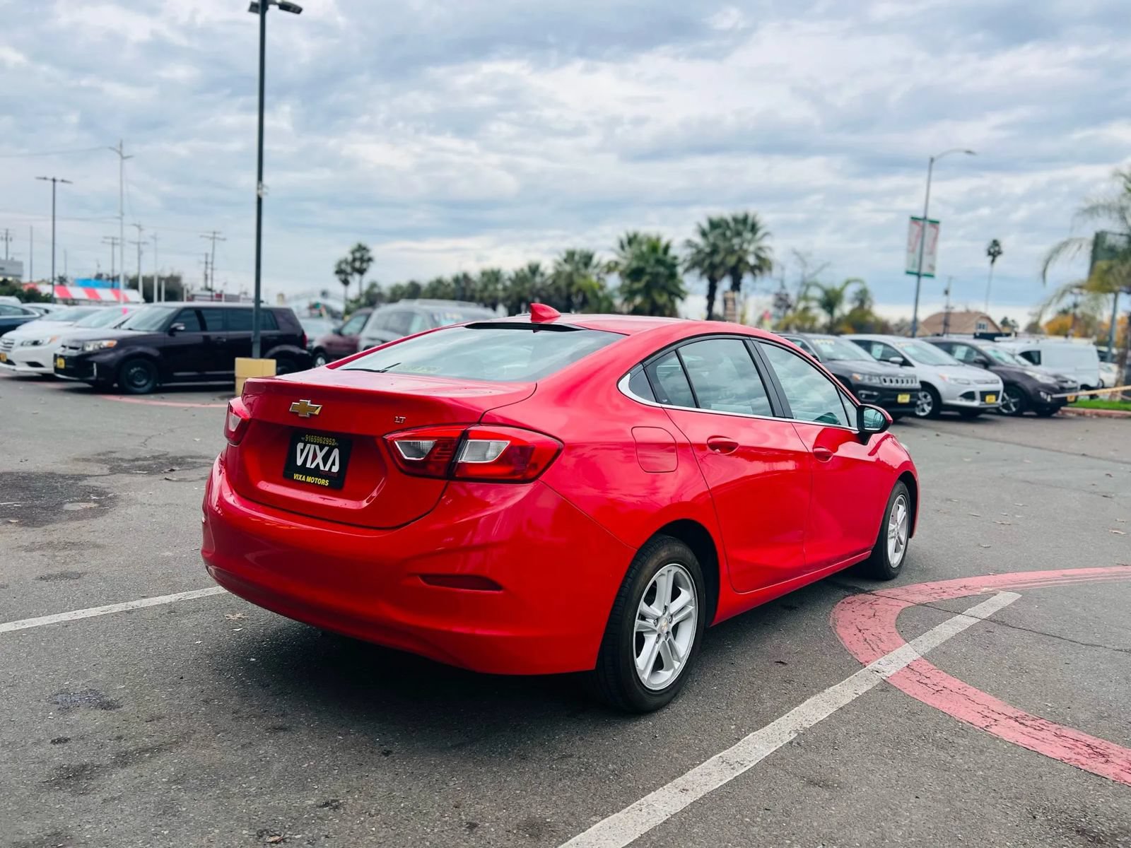 Used 2018 Chevrolet Cruze LT w/ LT Fleet Convenience Package FWD image 6