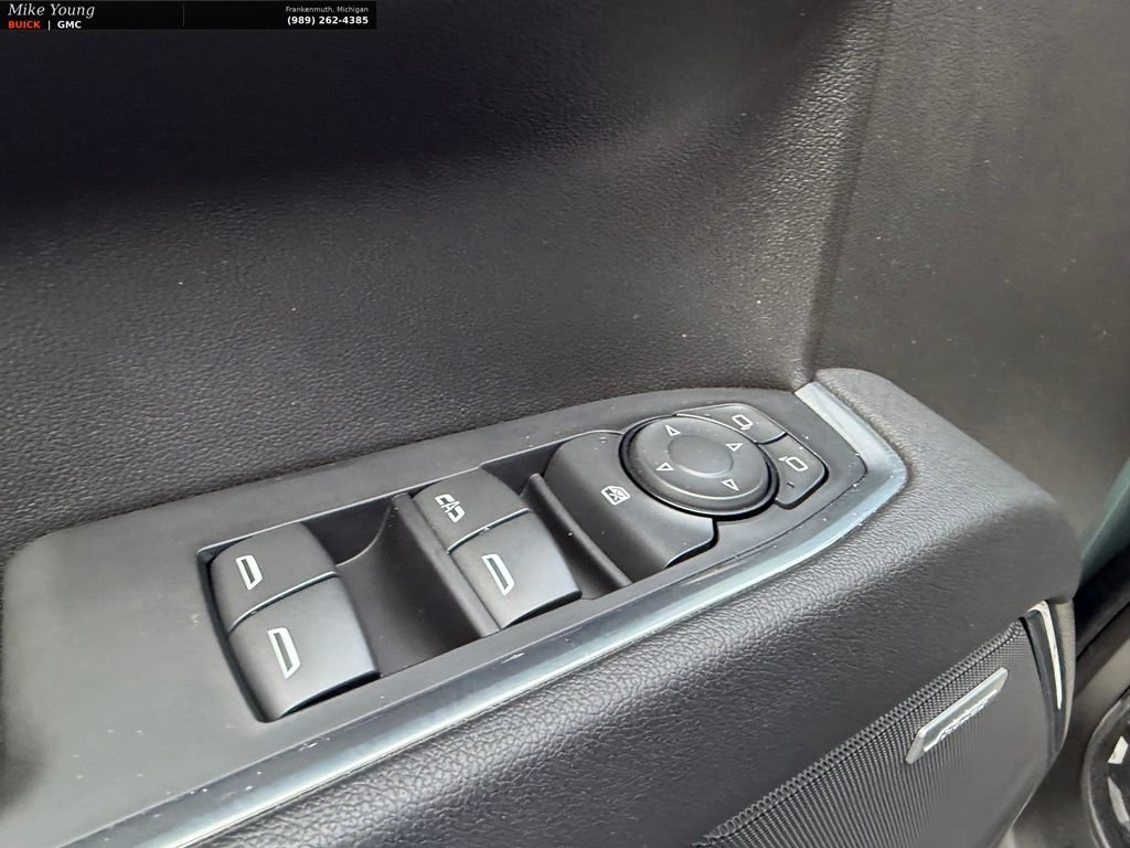 Used 2025 Chevrolet Silverado 1500 LT Trail Boss w/ Convenience Package II AWD/4WD image 15
