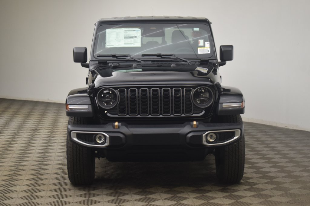 New 2026 Jeep Gladiator Sport AWD/4WD image 2