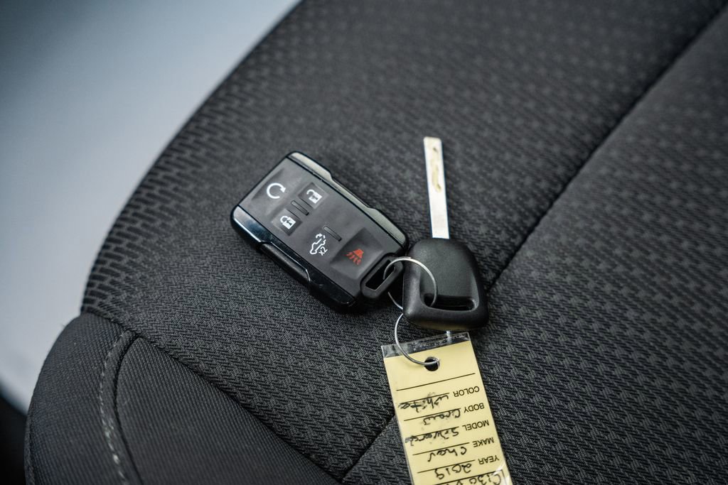 Used 2019 Chevrolet Silverado 1500 Custom w/ Custom Convenience Package image 39