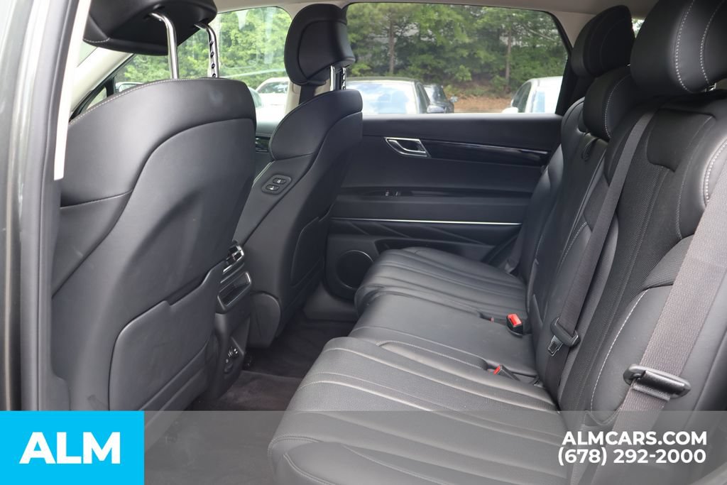 Used 2025 Genesis GV80 2.5T Standard AWD/4WD image 16