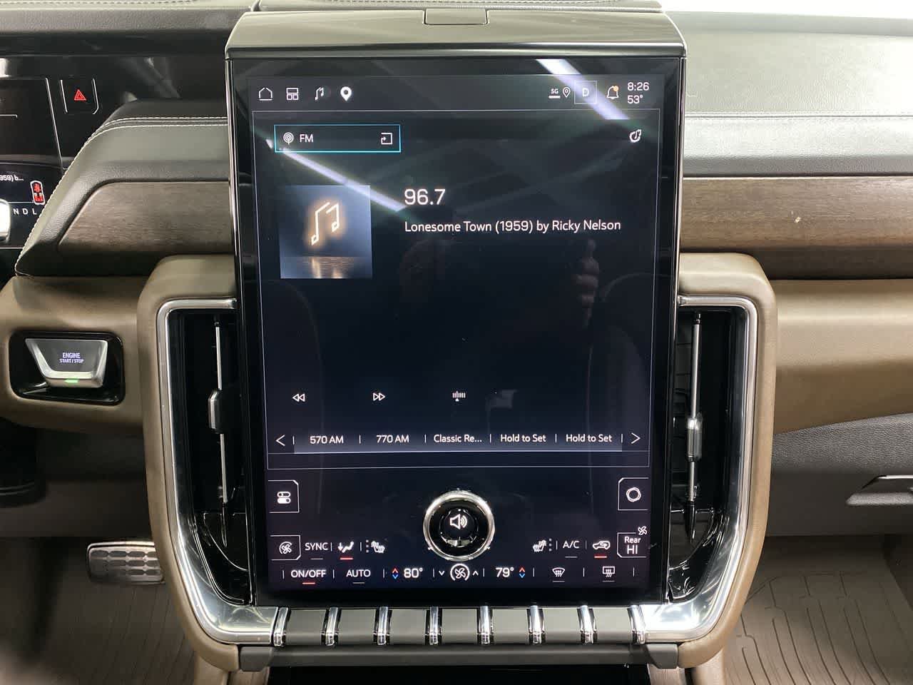 Used 2025 GMC Yukon Denali Ultimate w/ LPO, Floor Liner Package image 23