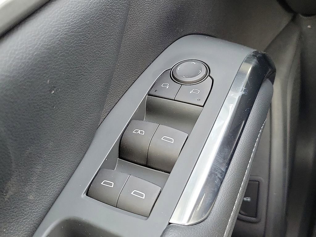 New 2026 Chevrolet Traverse LT w/ Midnight/Sport Edition image 14