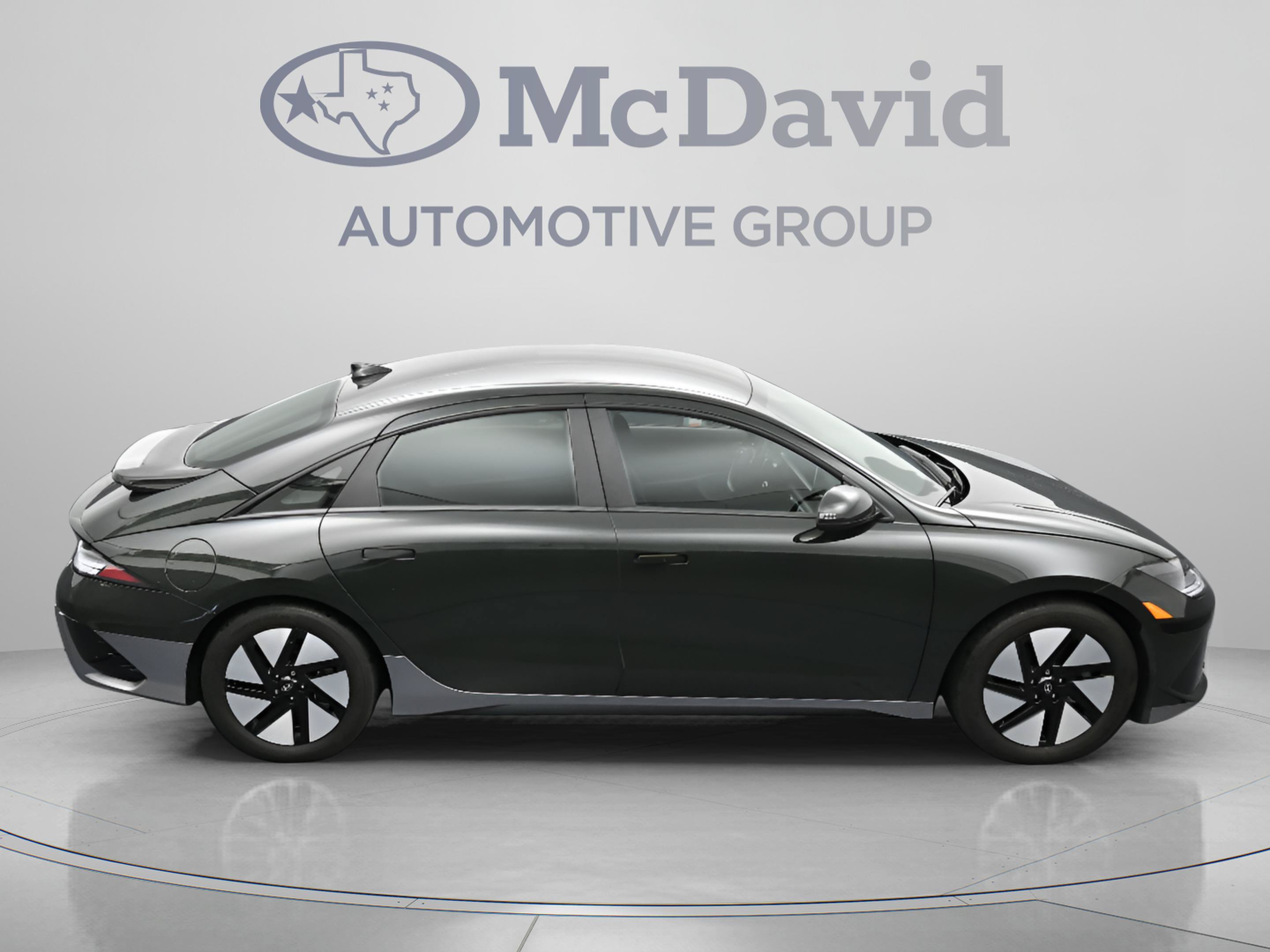 Used 2024 Hyundai Ioniq 6 SE RWD image 39