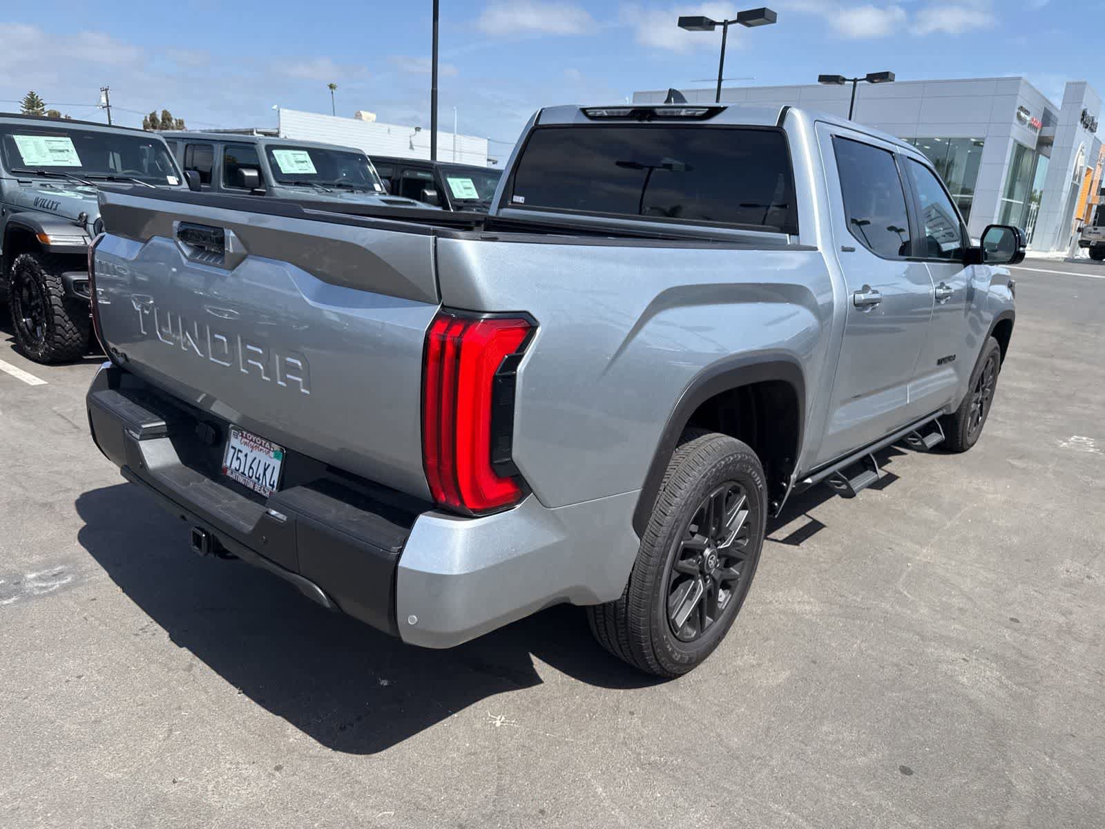Used 2026 Toyota Tundra Limited AWD/4WD image 15