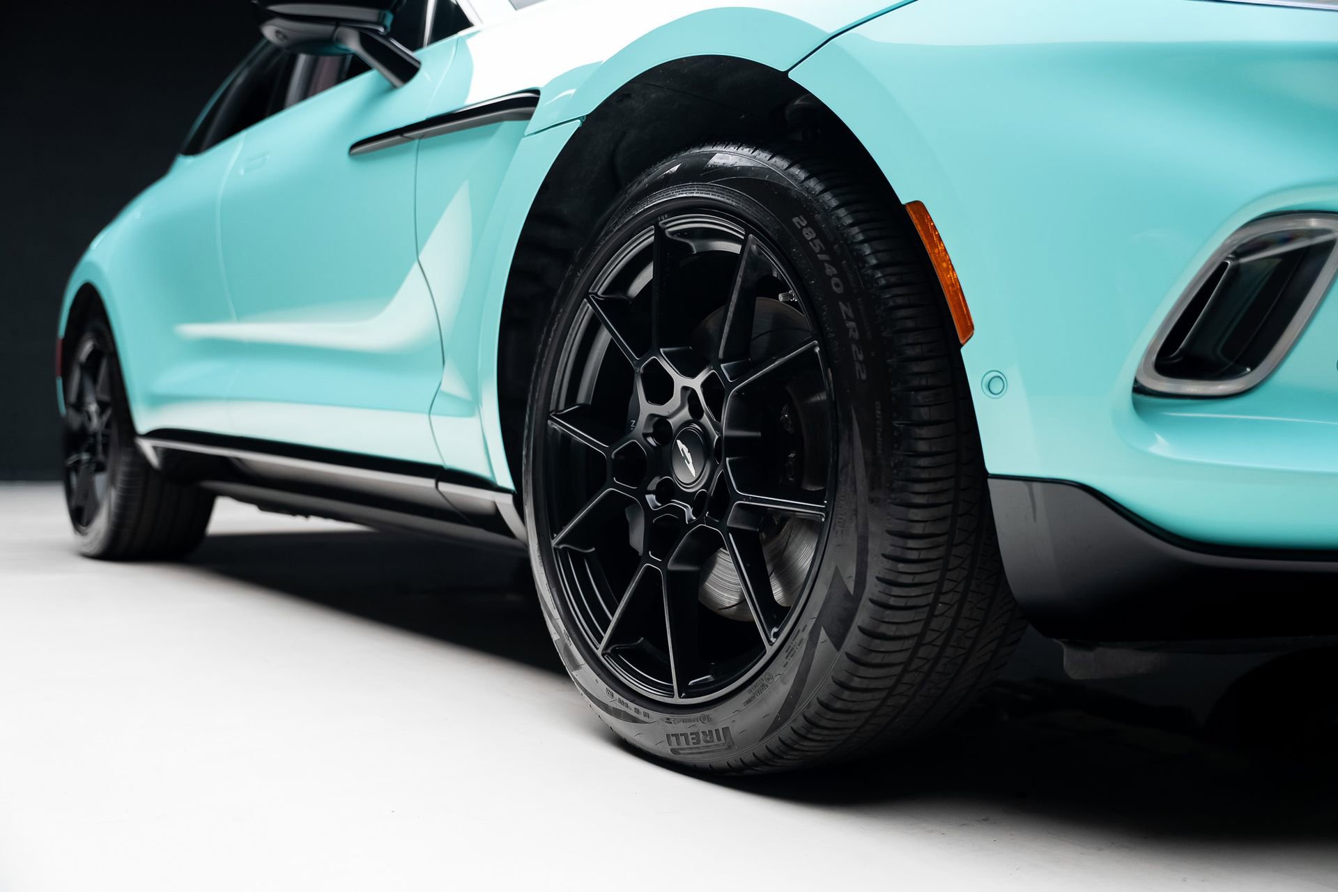 Used 2023 Aston Martin DBX AWD/4WD image 69