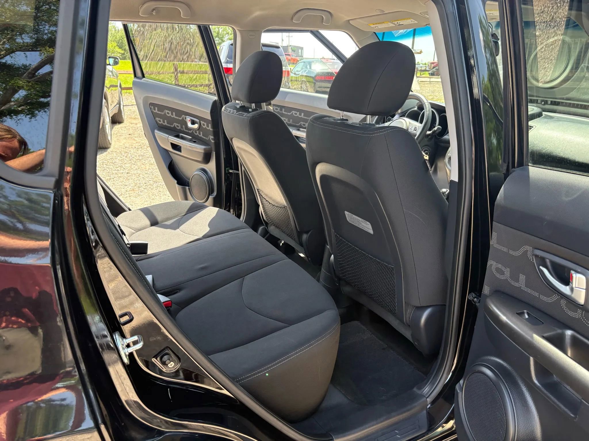 Used 2012 Kia Soul + image 12