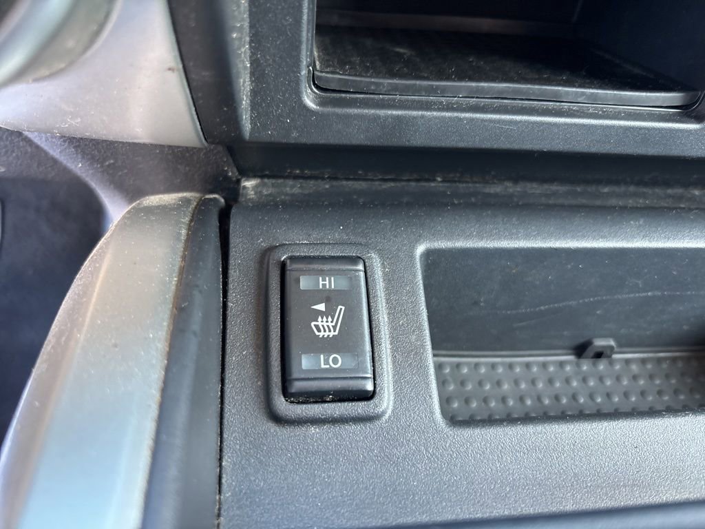 Used 2019 Nissan Titan SV w/ SV Convenience Package AWD/4WD image 27