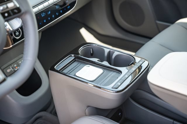 New 2026 Hyundai Ioniq 5 SEL RWD image 25