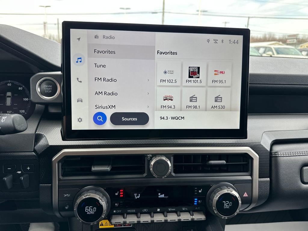 Used 2025 Toyota 4Runner Limited w/ Tow Technology Package image 23