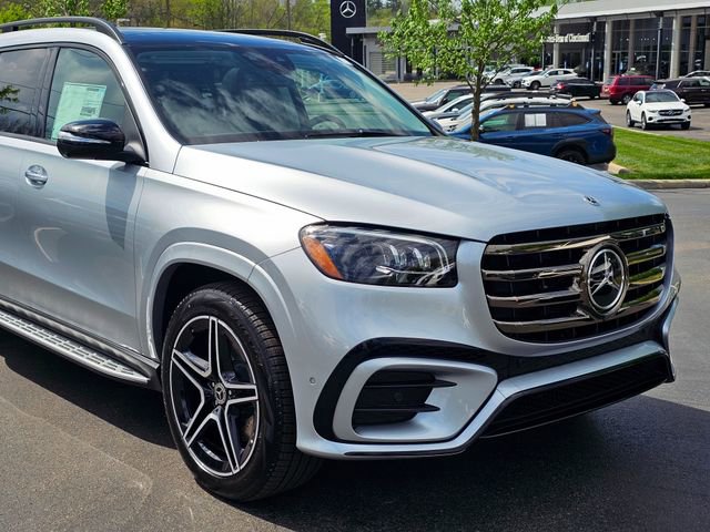 New 2026 Mercedes-Benz GLS 450 4MATIC image 2