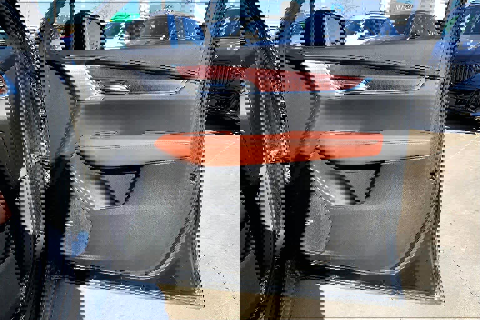 Used 2023 Cadillac XT5 Premium Luxury w/ Technology Package image 21