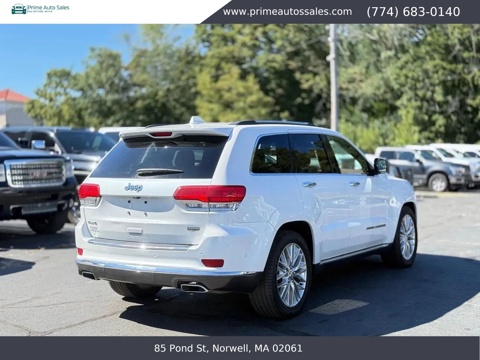 Used 2017 Jeep Grand Cherokee Summit AWD/4WD image 9