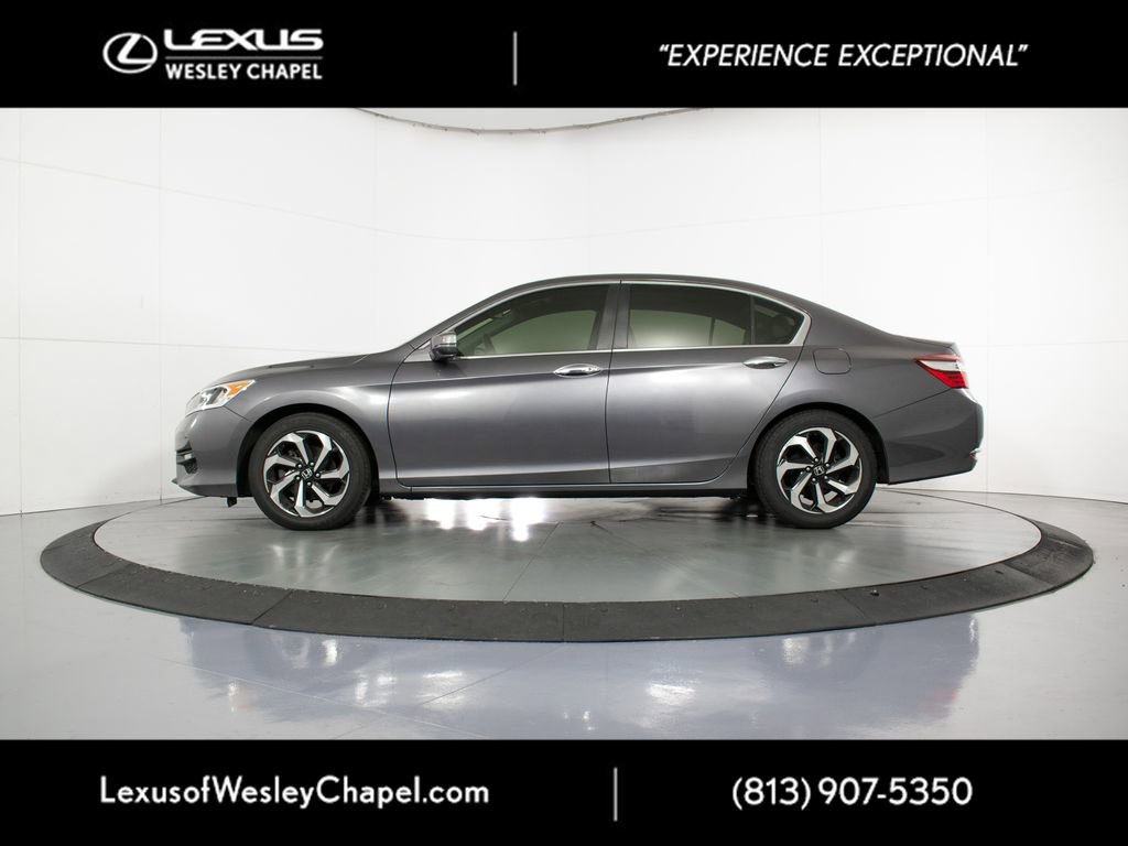 Used 2017 Honda Accord EX-L image 10