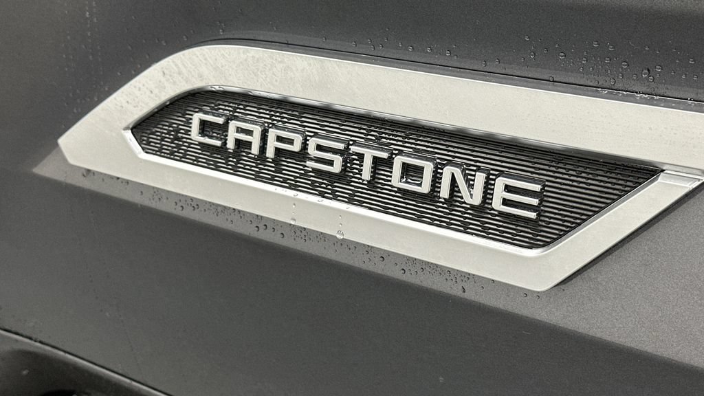 Used 2024 Toyota Sequoia Capstone AWD/4WD image 22
