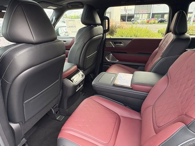 New 2026 INFINITI QX80 Autograph w/ Premium Cargo Package AWD/4WD image 17