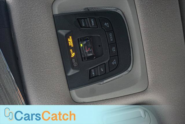 Used 2024 Toyota Corolla Cross LE w/ Moonroof Package FWD image 19