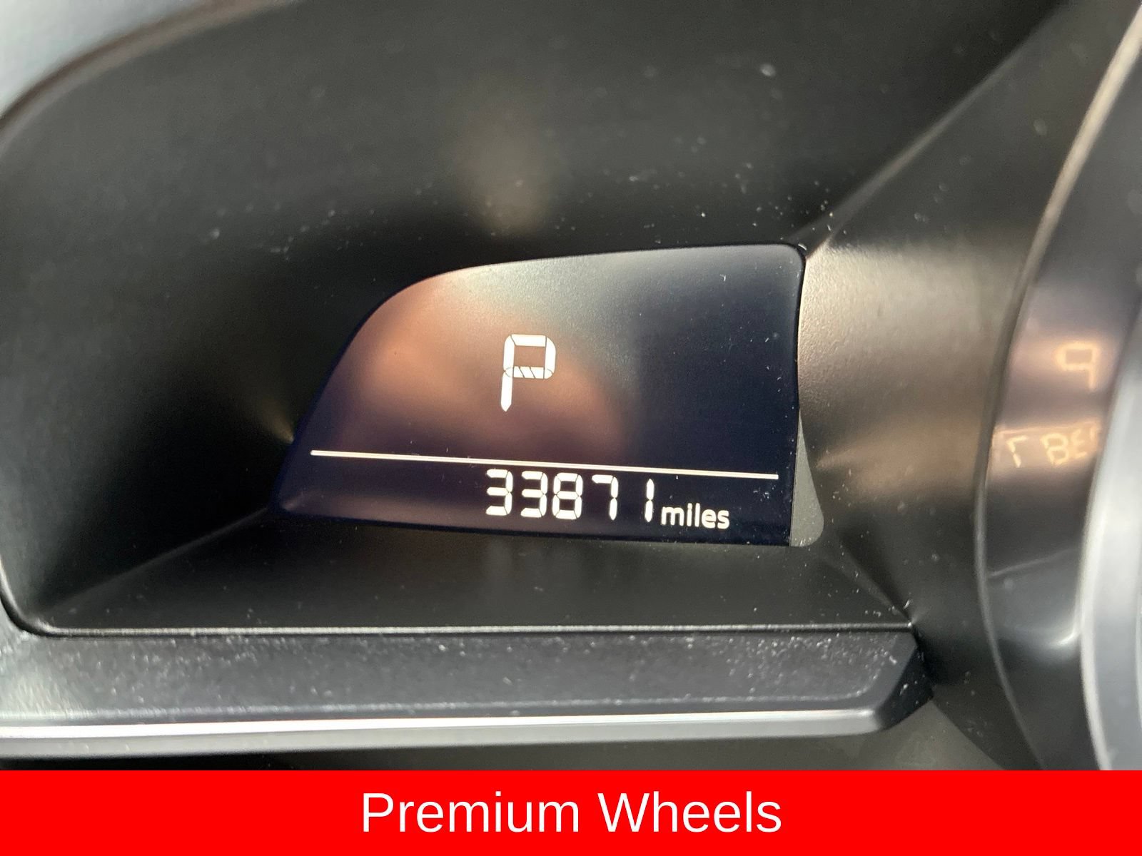Used 2017 MAZDA MAZDA3 Grand Touring w/ Premium Equipment Package FWD image 10
